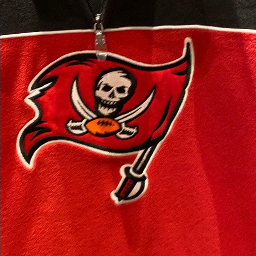 Buccaneers pullover jacket Reebok - Picture 3 of 4